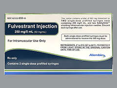 Esto es un Jeringa incoloro imprimido con nada en la parte delantera, nada en la parte posterior, y es fabricado por ALEMBIC PHARMAC.