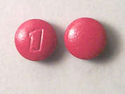 One-A-Day Essential: Esto es un Tableta rojo redondo imprimido con logo en la parte delantera, nada en la parte posterior, y es fabricado por BAYER INC..