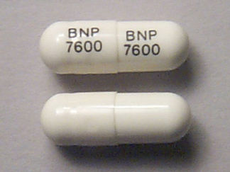 Esto es un Cápsula imprimido con BNP  7600 en la parte delantera, BNP  7600 en la parte posterior, y es fabricado por None.