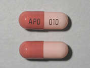 Omeprazole: Esto es un Cápsula LP rosado oblongo imprimido con APO en la parte delantera, 010 en la parte posterior, y es fabricado por APOTEX CORP.