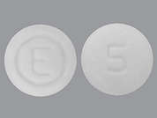 Ondansetron Odt: Esto es un Tableta De Desintegración blanco redondo imprimido con logo en la parte delantera, 5 en la parte posterior, y es fabricado por RISING PHARM.