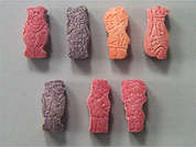 Flintstones: Esto es un Tableta Masticable assorted assorted imprimido con nada en la parte delantera, nada en la parte posterior, y es fabricado por BAYER INC..
