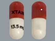 Xtampza Er: Esto es un Cápsula Para Rociar Er 12 Hr imprimido con XTAMPZA ER en la parte delantera, 13.5 mg en la parte posterior, y es fabricado por None.