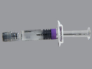 This is a Syringe imprinted with nothing on the front, nothing on the back.