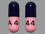 Amoxicillin: Esto es un Cápsula imprimido con A 44 en la parte delantera, nada en la parte posterior, y es fabricado por None.
