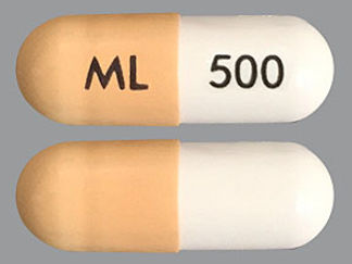This is a Capsule imprinted with ML on the front, 500 on the back.