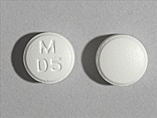 This is a Tablet imprinted with M  D5 on the front, nothing on the back.