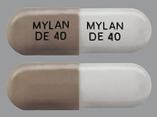 This is a Capsule Er Biphasic 50-50 imprinted with MYLAN  DE 40 on the front, MYLAN  DE 40 on the back.