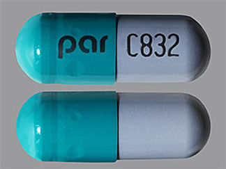 This is a Capsule Er 24 Hr imprinted with par on the front, C832 on the back.