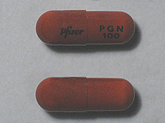 Esto es un Cápsula imprimido con Pfizer en la parte delantera, PGN 100 en la parte posterior, y es fabricado por None.