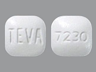 Esto es un Tableta imprimido con TEVA en la parte delantera, 7230 en la parte posterior, y es fabricado por None.