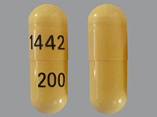 This is a Capsule imprinted with 1442 on the front, 200 on the back.
