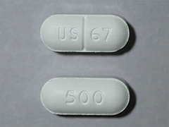 Esto es un Tableta blanco oblongo imprimido con US  67 en la parte delantera, 500 en la parte posterior, y es fabricado por AVONDALE PHARMA.