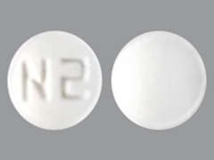 Esto es un Tableta blanco redondo imprimido con N2 en la parte delantera, nada en la parte posterior, y es fabricado por WILSHIRE PHARMA.