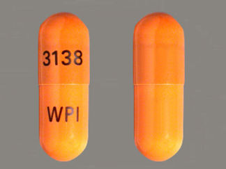 This is a Capsule imprinted with 3138 on the front, WPI on the back.