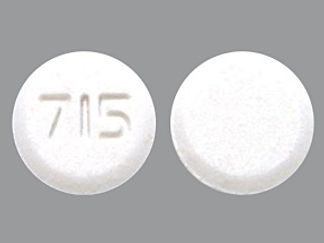 Esto es un Tableta De Desintegración imprimido con 715 en la parte delantera, nada en la parte posterior, y es fabricado por None.