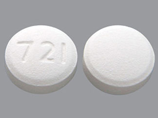 Esto es un Tableta imprimido con 721 en la parte delantera, nada en la parte posterior, y es fabricado por None.