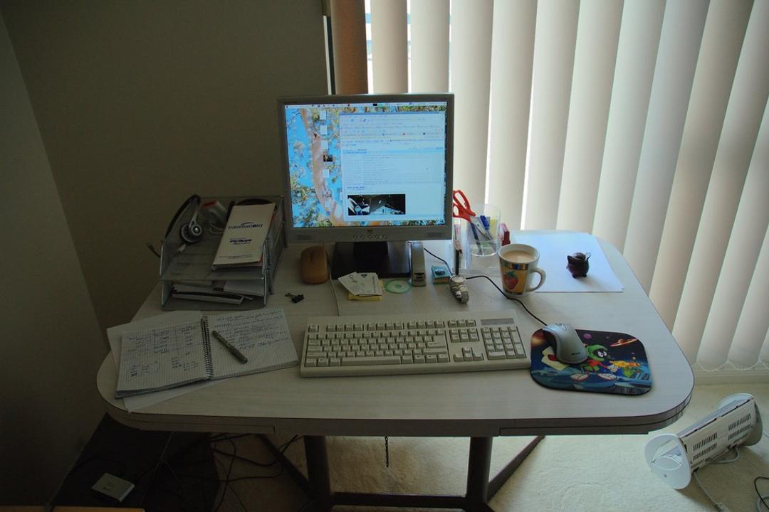 Working from home a few days weekly could cut Australian emissions by millions