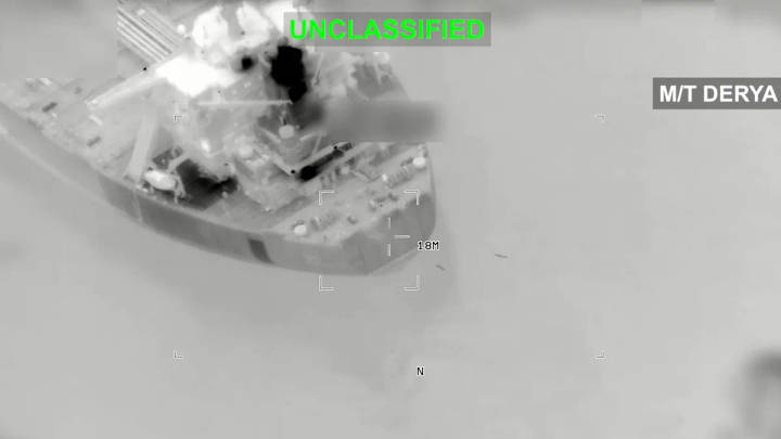 Thermal infrared aerial photograph of vessel with measurement scale and targeting overlay