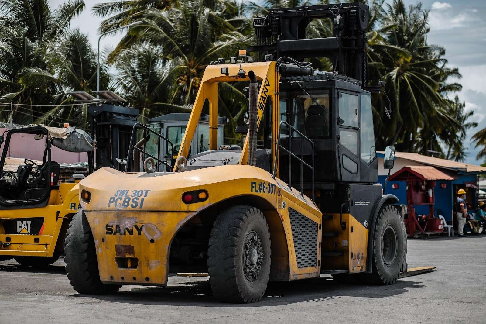 Forklift Insurance: Coverage, Cost & Quotes From $15