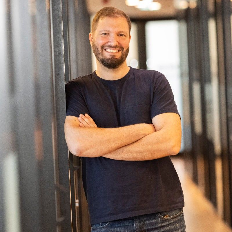 Nir Schlaen profile picture