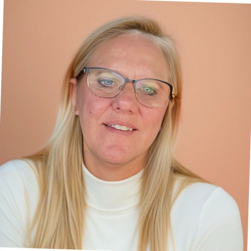 April Wilkinson profile picture