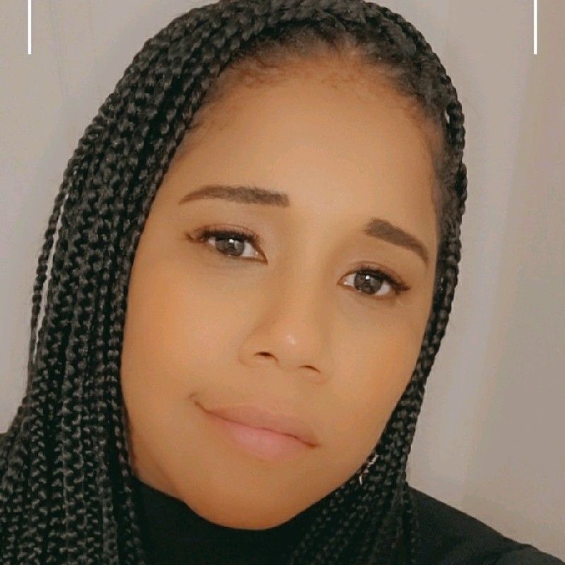 Corine Squire profile picture