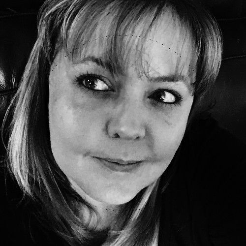 Melanie Perry profile picture