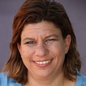 Iris Zarecki profile picture