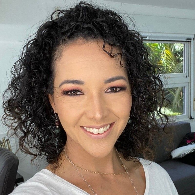 Alejandra Altamirano profile picture