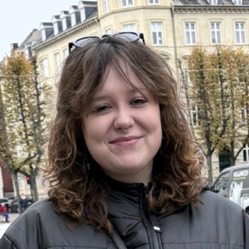 Emily M profile picture