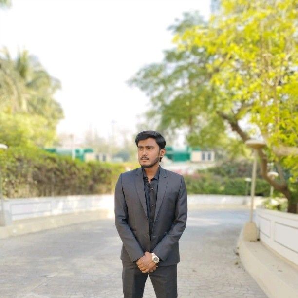 Emmad Sadiq profile picture