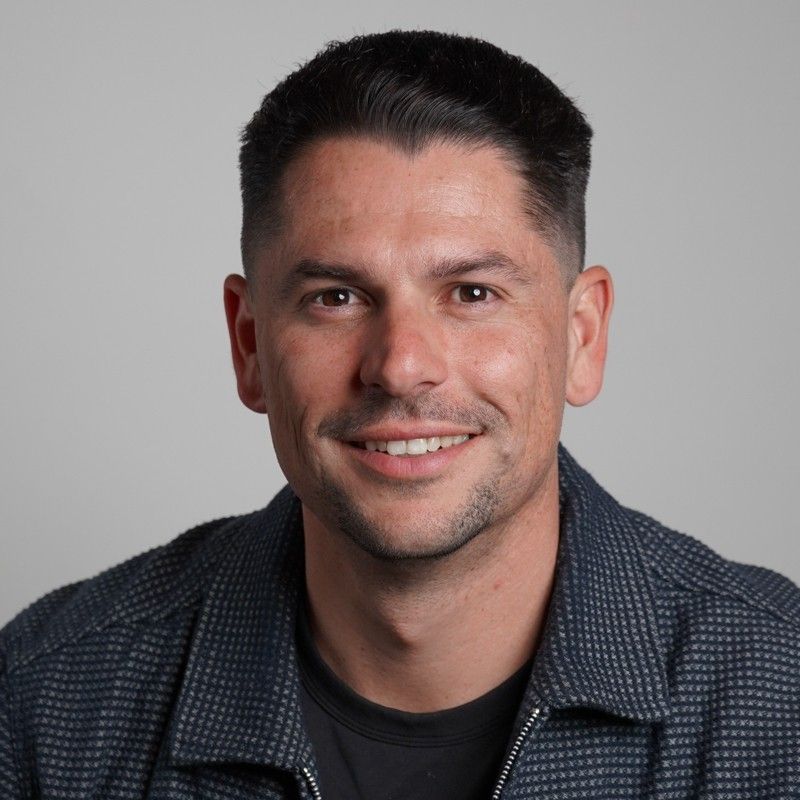 Adam Ochart profile picture