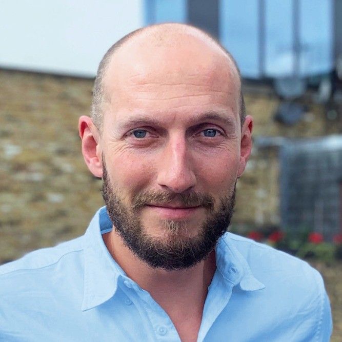 Andrew Muir Wood profile picture