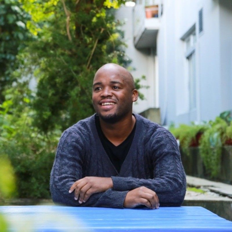 Andile Msutu profile picture