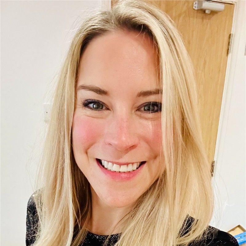 Naomi Parry profile picture