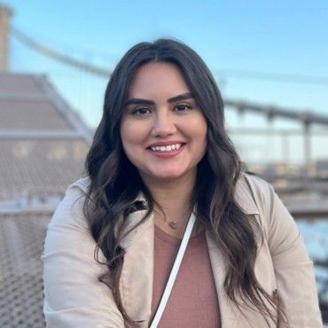 Azalie Lopez profile picture