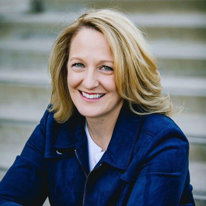 Julie Tomich profile picture
