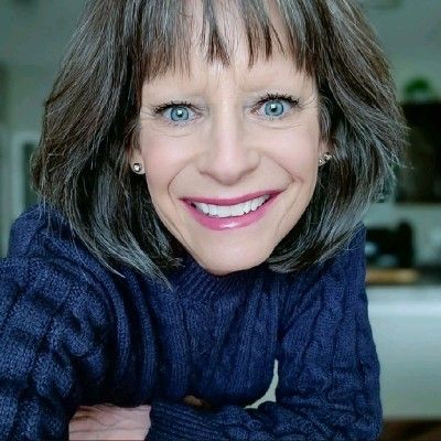 Lori Baldwin profile picture
