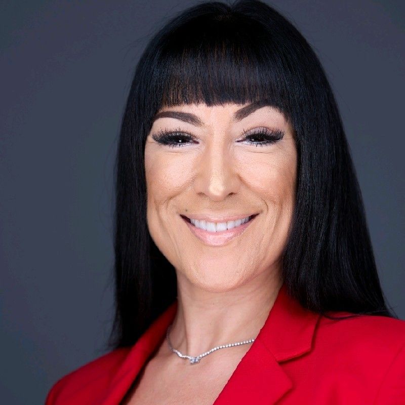 Luz Smith profile picture
