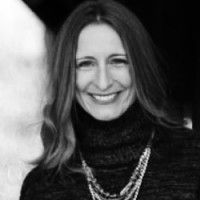Julie Fischer profile picture