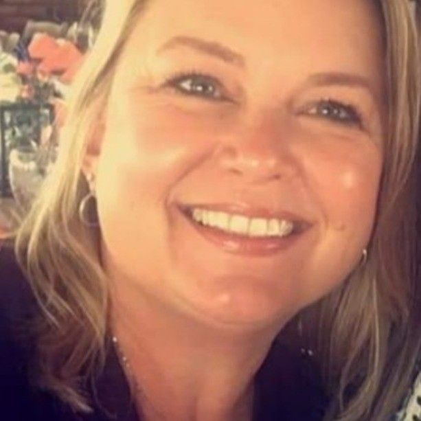 Vicki Navarre profile picture
