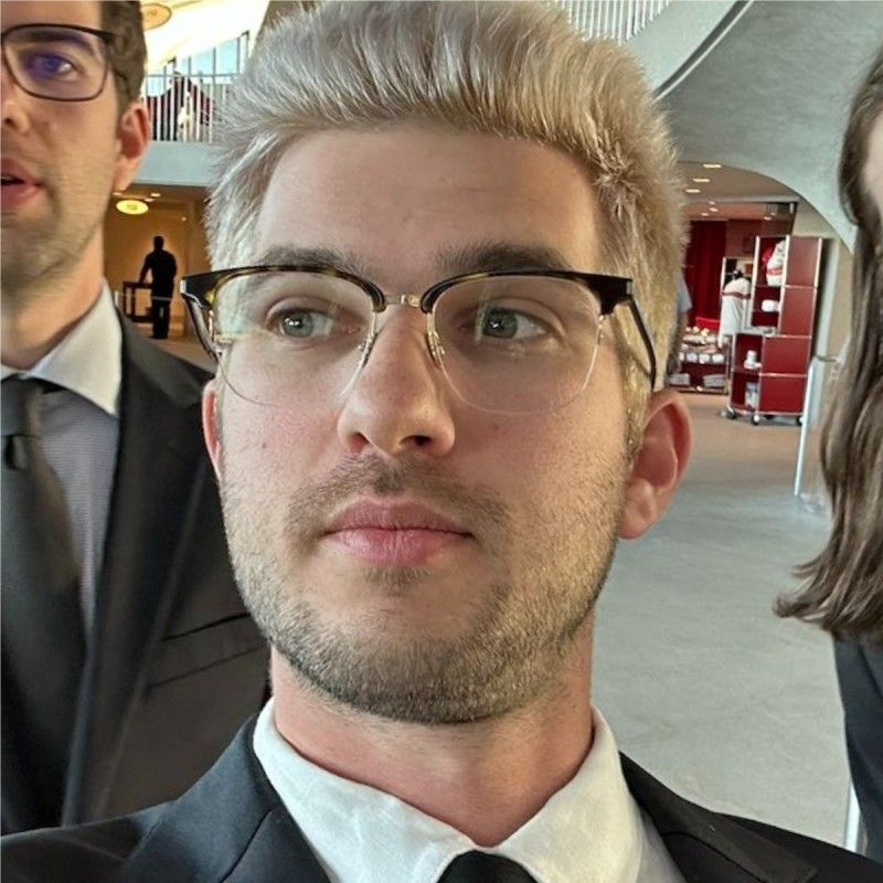 Alex Rubenstein profile picture