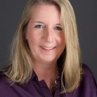 Hilary Ac Norris profile picture