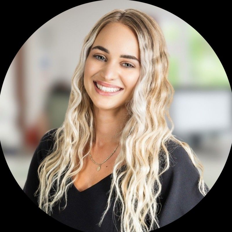 Ayse Cooper profile picture