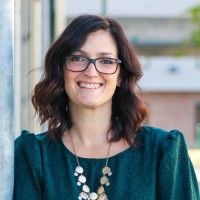 Julia Dewey profile picture