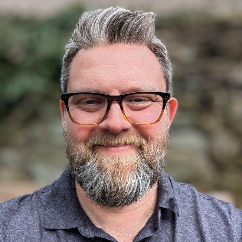 Simon Hodges profile picture