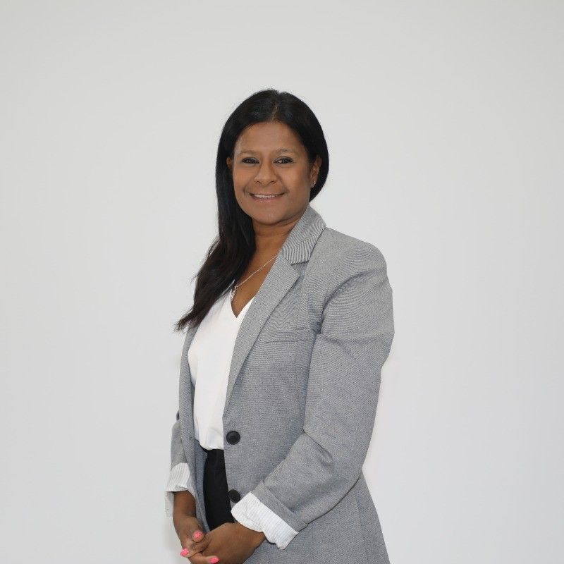 Anushka Davies profile picture