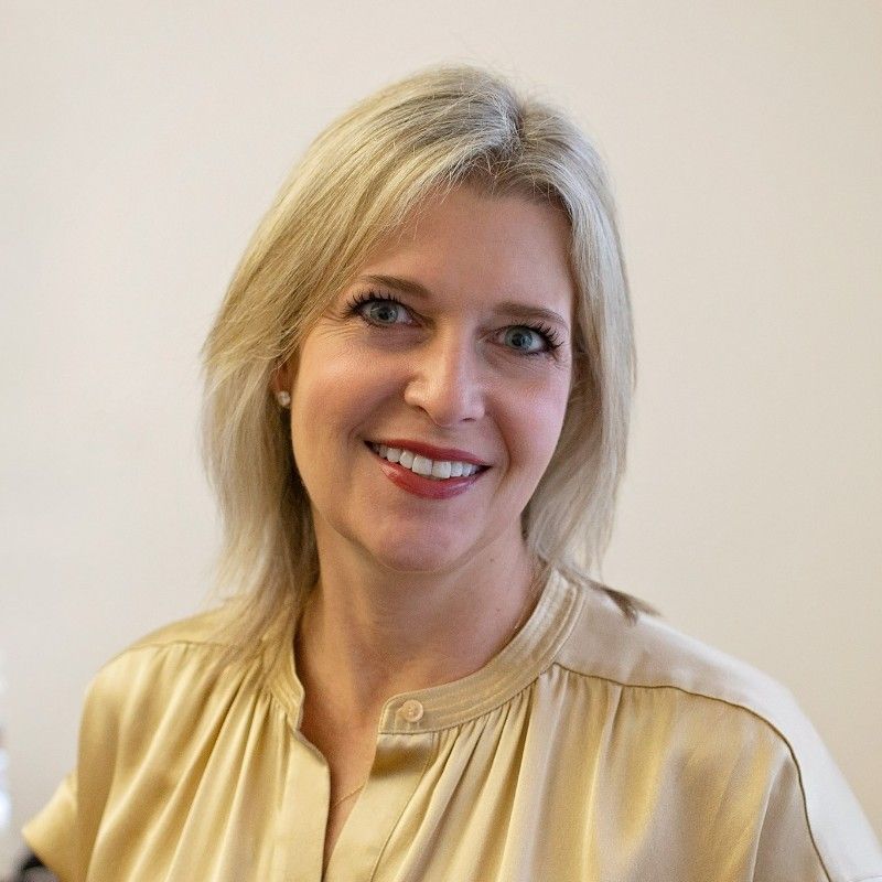 Lisa M Lane profile picture