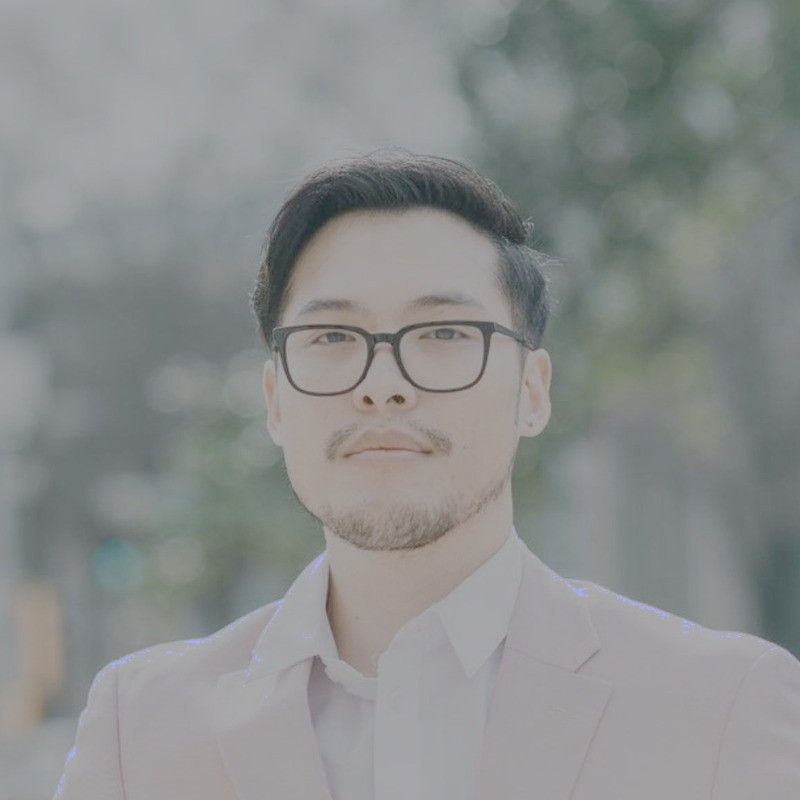 Atom Vusan profile picture
